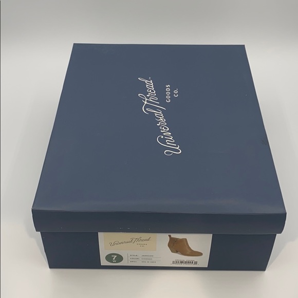 UNIVERSAL THREAD JAMESON FAUX LEATHER BOOTIE - Picture 7 of 10